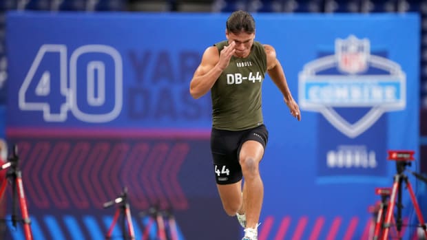 Mar 1, 2024; Indianapolis, IN, USA; Utah defensive back Cole Bishop (DB44) works out during the 2024 NFL Combine at Lucas Oil Stadium. Mandatory Credit: Kirby Lee-USA TODAY Sports